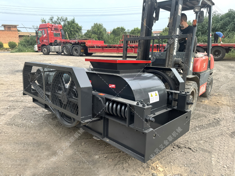 采購雙齒輥破碎機(jī)必問的7個問題!少問一個都可能被坑? 采購雙齒輥破碎機(jī)必問的7個問題!少問一個都可能被坑?